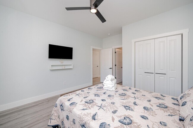 Building Photo - 503 30th Ave N