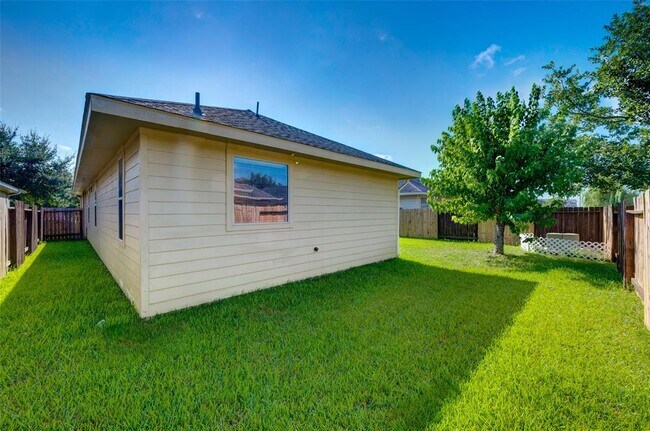 Building Photo - 7414 Compass Rose Dr