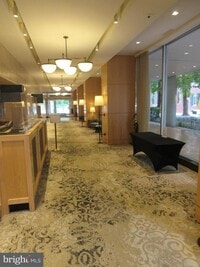 Building Photo - 224 W Rittenhouse Square