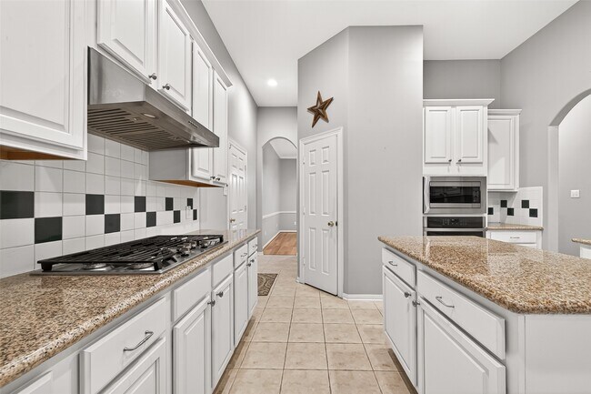 Building Photo - 23734 Indian Hills Way