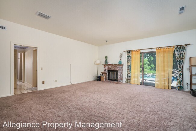 Building Photo - 4 br, 3 bath House - 4350 Winding Woods Way