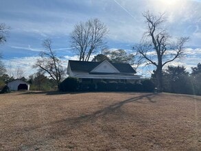 Building Photo - 2124 Old Milburnie Rd