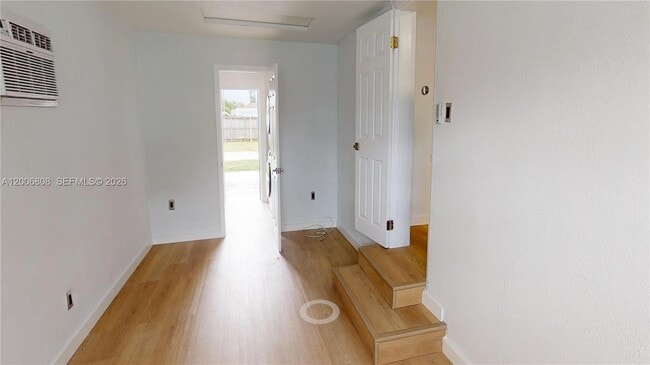 Building Photo - 2211 Cleveland St