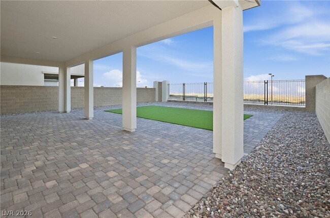 Building Photo - 552 Parkwind Ln