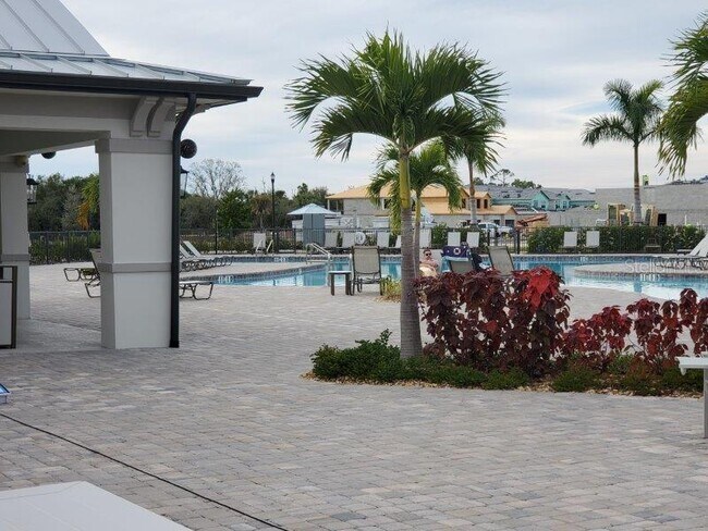 Building Photo - 14184 Heritage Landing Blvd