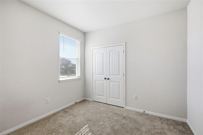 Building Photo - 801 Cade Cv