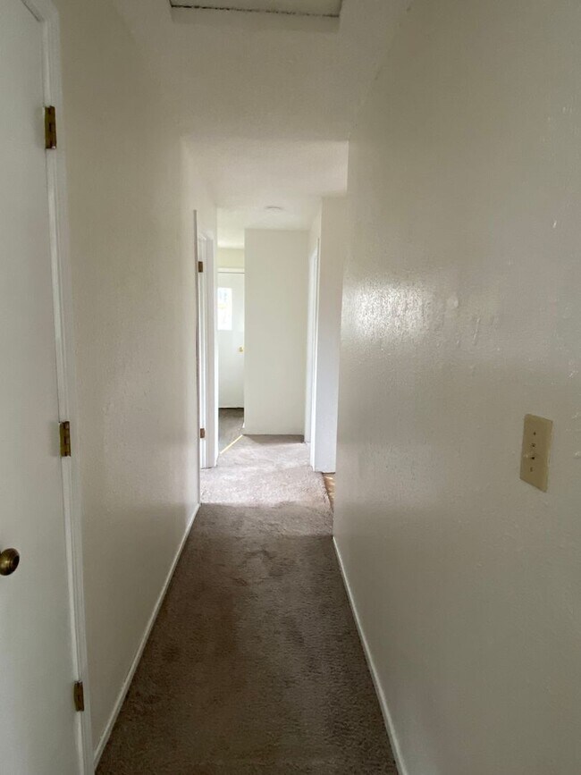 Building Photo - 1712 Walnut St