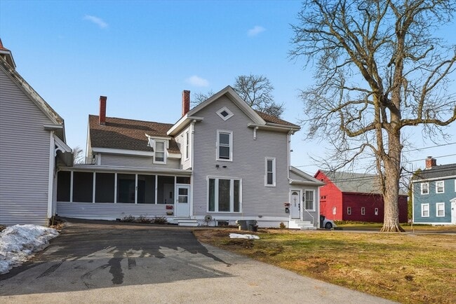 Building Photo - 156 N Broadway