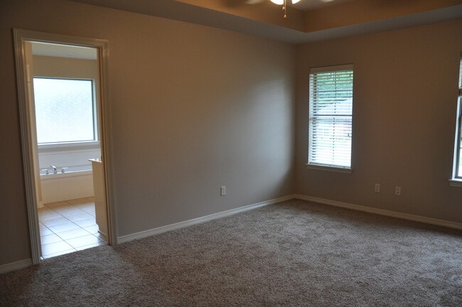 Building Photo - Coming Soon! Lovely 3 Bedroom 2 Bath Home ...
