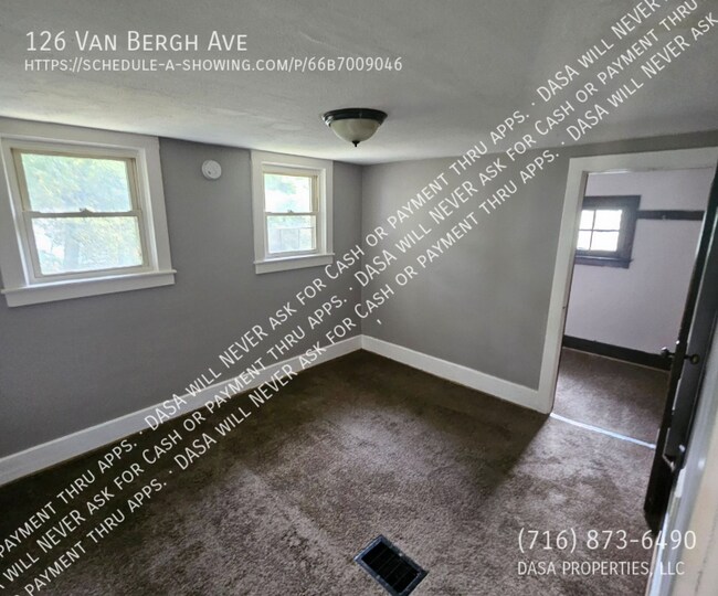 Building Photo - 126 Van Bergh Ave