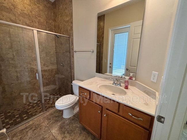 Building Photo - 157 Cloisterbane Dr