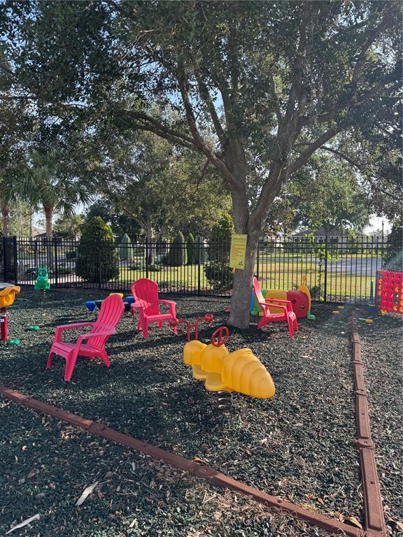 Building Photo - 1365 Evergreen Park Cir