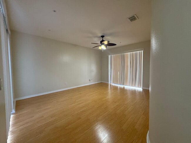 Building Photo - Beautiful Pool Home In the Lake Nona Area