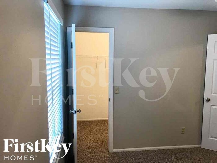 Building Photo - 2995 Imperial Dr
