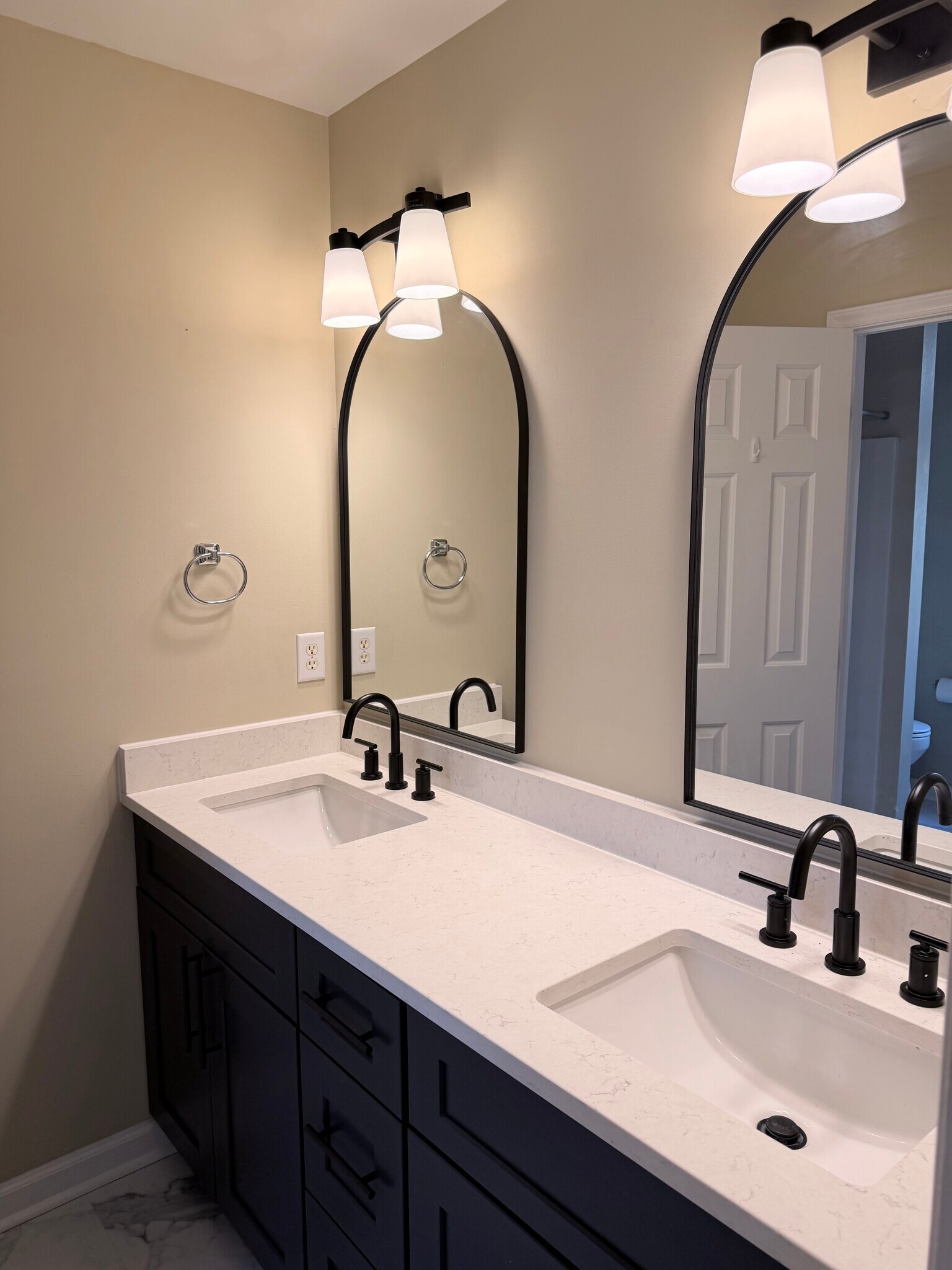 Building Photo - 112 Hudson Hills Rd