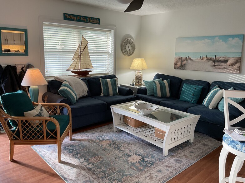 Livingroom - 716 S 15th St