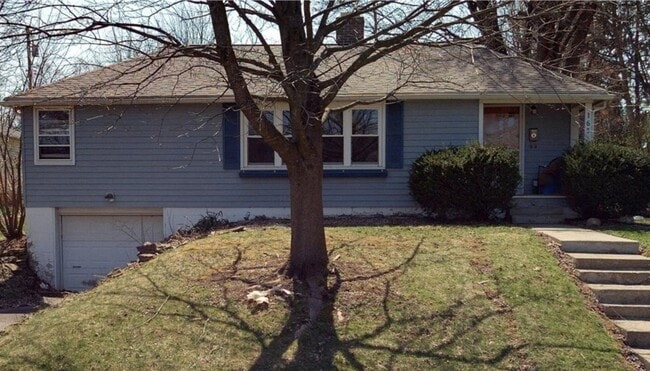 Building Photo - 3 Bedroom House for Rent