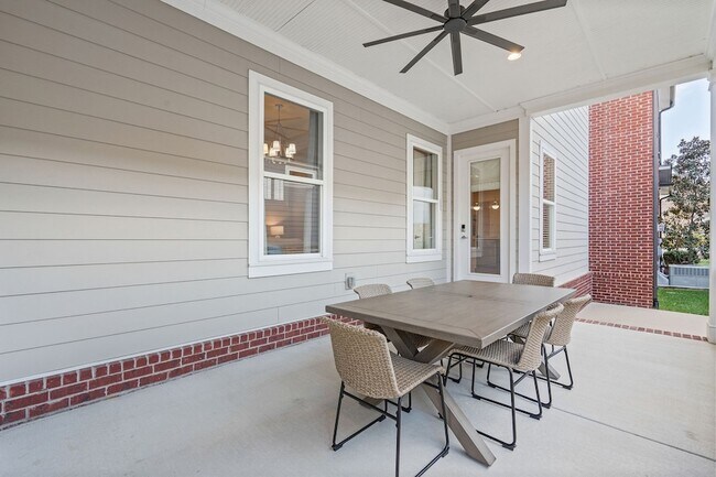 Building Photo - 1036 Clifton St