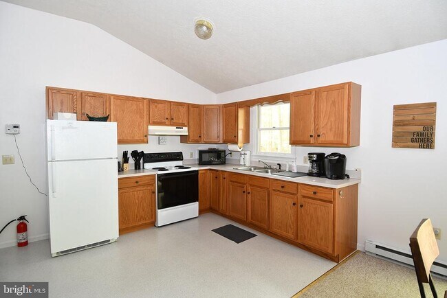 Building Photo - 67 Tranquil Way