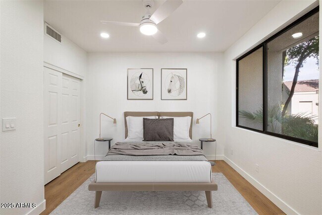 Building Photo - 7700 E Gainey Ranch Rd