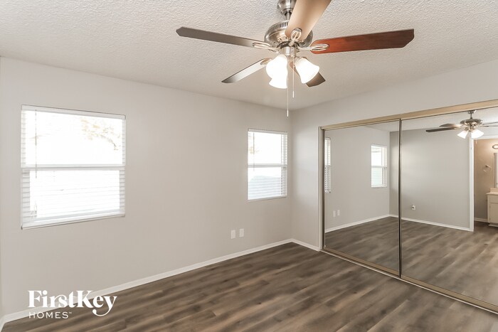 Building Photo - 4050 E Walatowa St