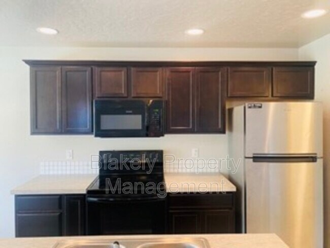 Building Photo - 13513 Palm Beach Dr