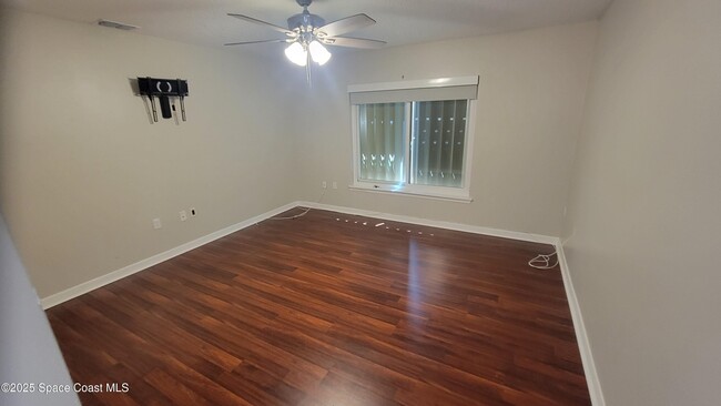 Building Photo - 4590 Bellaluna Dr