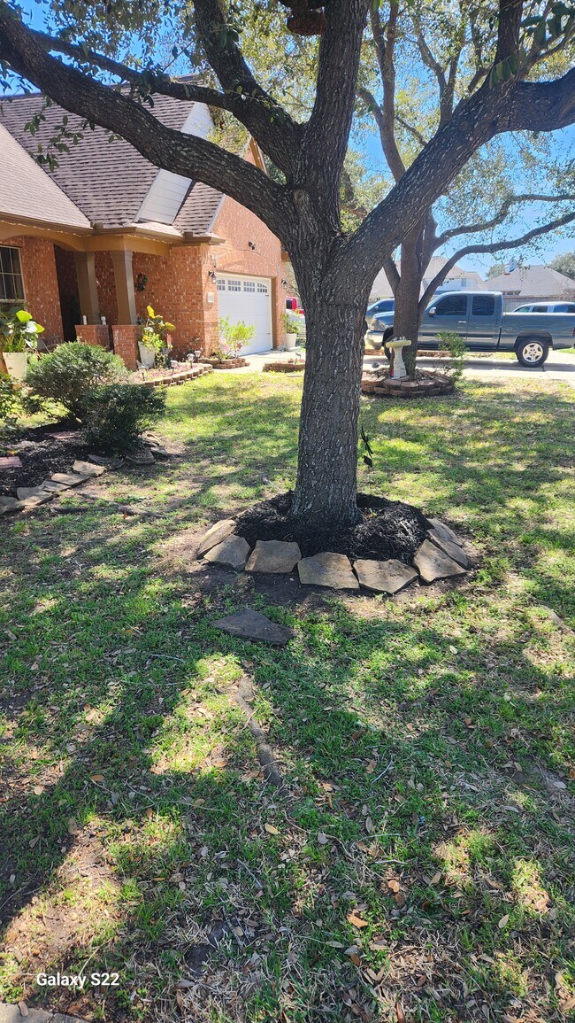 Building Photo - 4914 Trailing Clover Ct