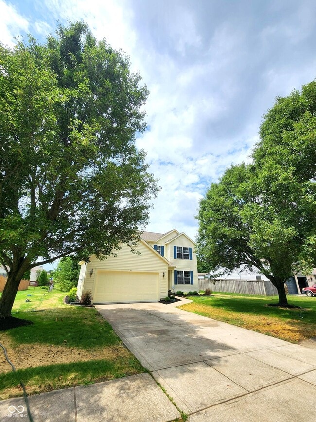 Primary Photo - 924 Thornwood Dr