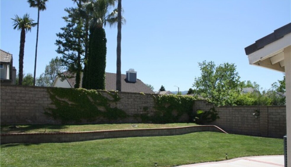 Building Photo - 23418 Pomita Pl