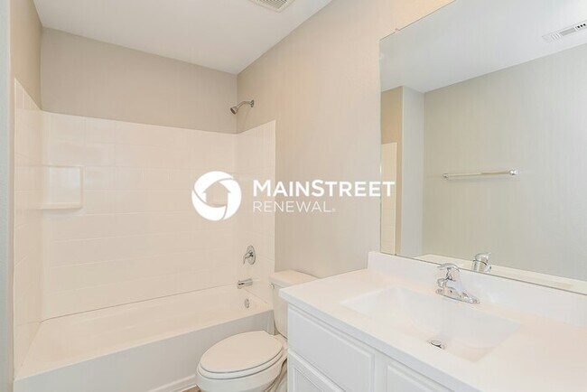 Building Photo - 3 Bedroom Pet-Friendly Home in Magnolia, T...
