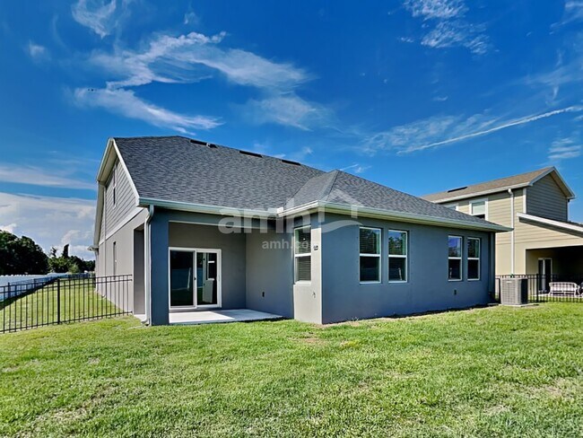 Building Photo - 347 Pine Terrace Dr