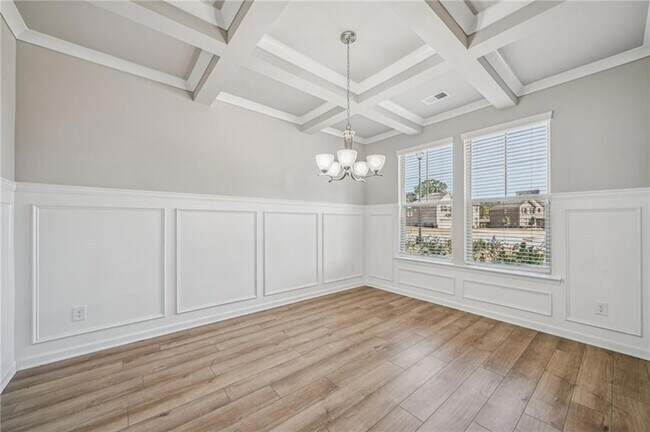 Building Photo - 120 Cabin Way