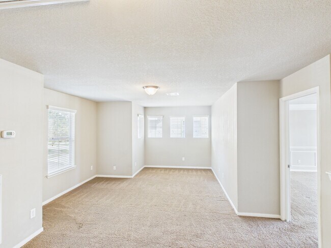 Building Photo - 17143 Deaton Mill Dr