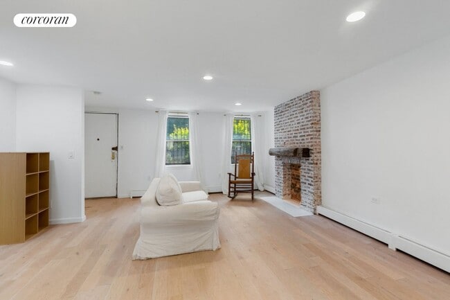 Building Photo - 168 Prospect Park Southwest