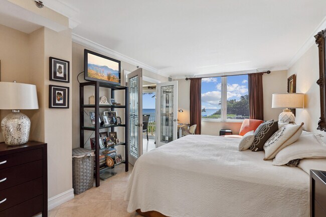 Building Photo - 3301 S Ocean Blvd