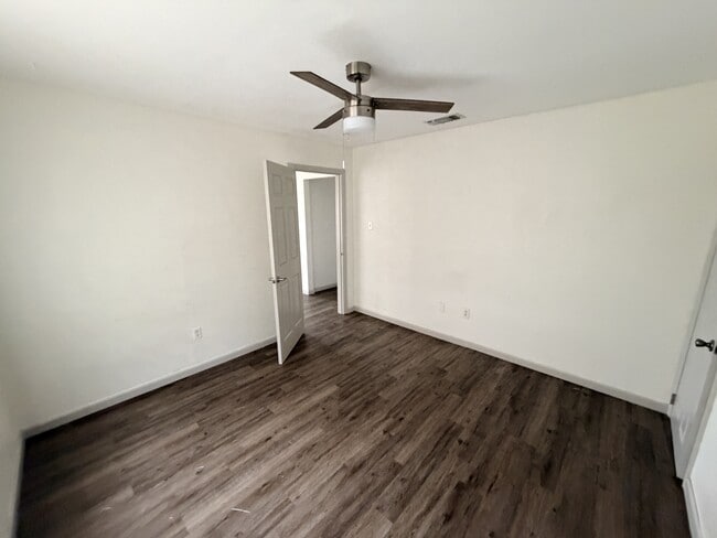 Building Photo - 2804 Abilene St