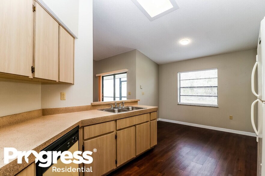 Building Photo - 11479 Cavern Rd