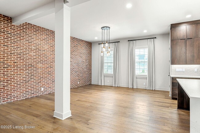 Building Photo - 11308 Peppermint St
