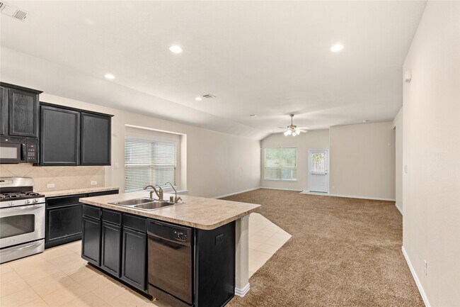 Building Photo - 22810 Highland Bluff Ln