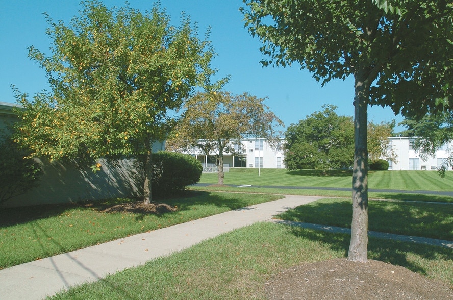 Cabana Royal Arms Lexington, KY Apartment Finder