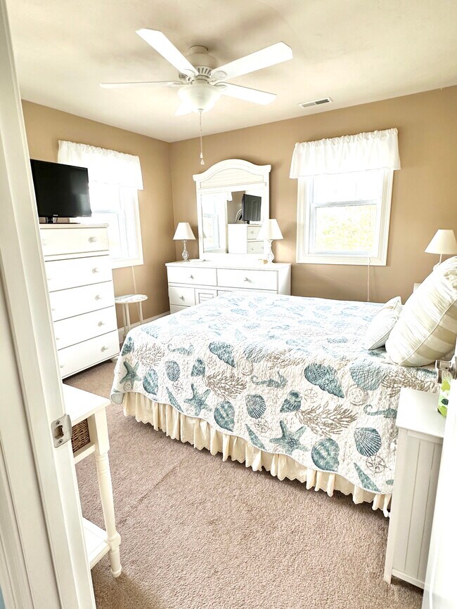 Building Photo - 296 Ocean Blvd