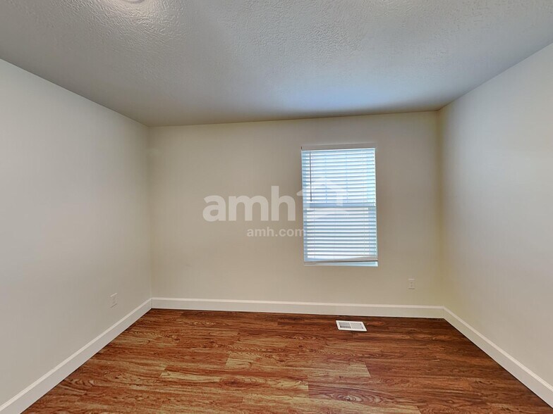 Building Photo - 11138 S Seagrass Dr