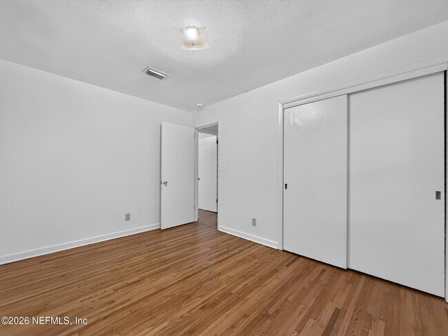Building Photo - 6306 Romilly Dr