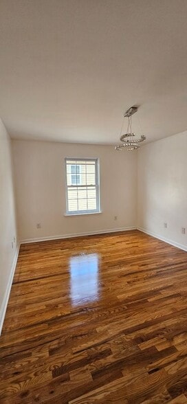 Building Photo - 655 4th St