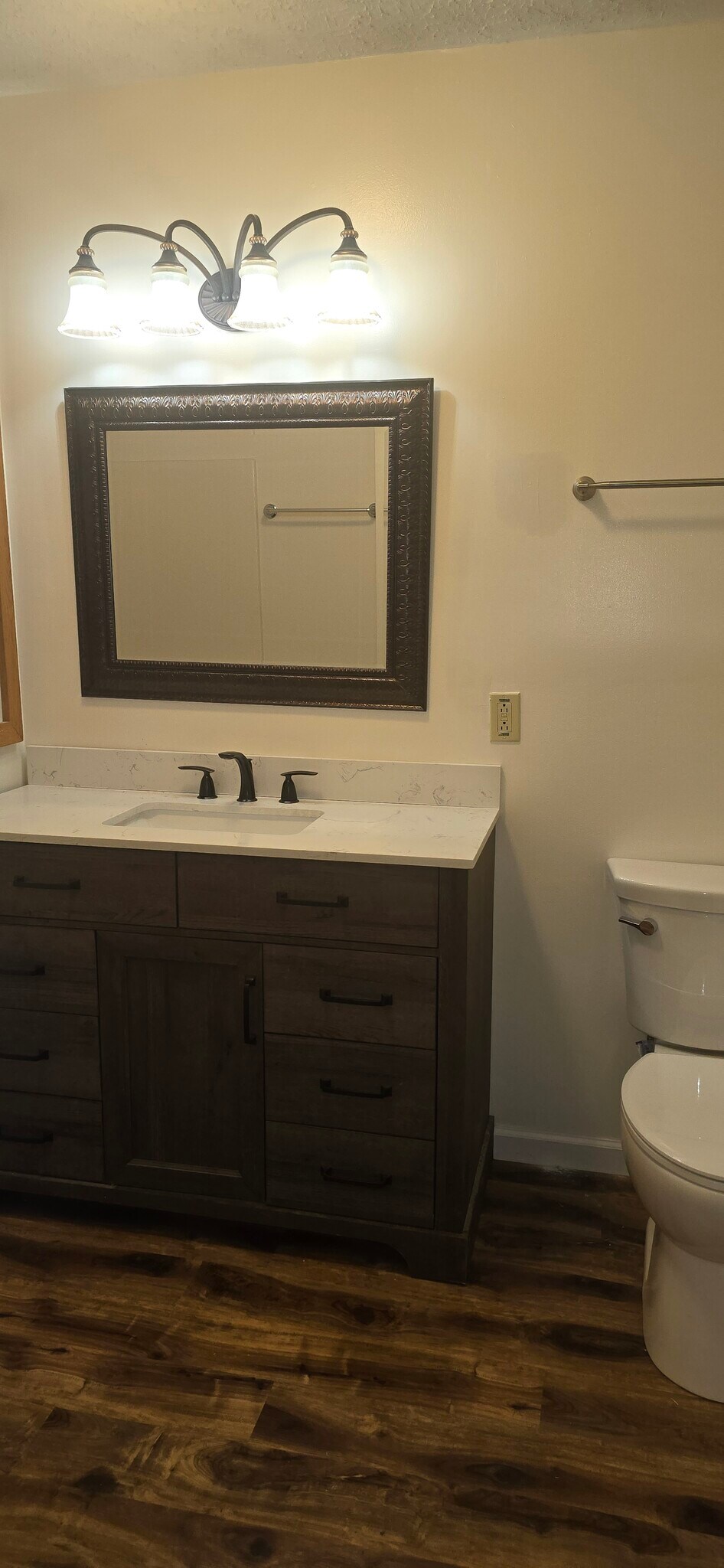 Building Photo - 1515 Lingo St