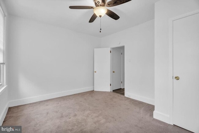 Building Photo - 3227 Chatham St