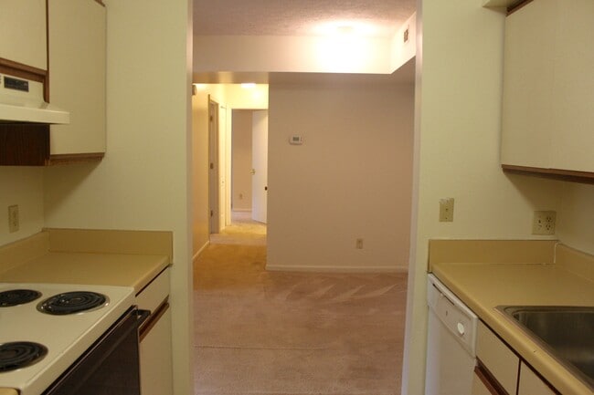 Building Photo - 1034 Blue Ridge Dr