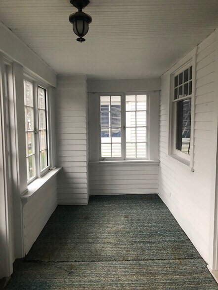 Building Photo - 1160 E Indiana Ave