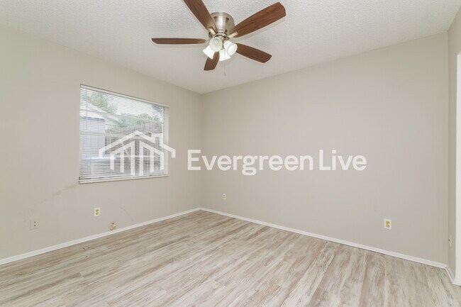 Building Photo - 11507 Smokethorn Dr